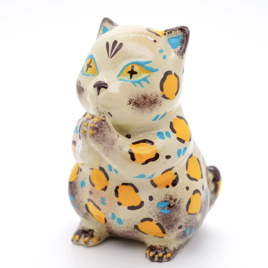 PM 王甜心工作室《祈福小猫》石膏作品，仅一件（非王甜心本人绘画）