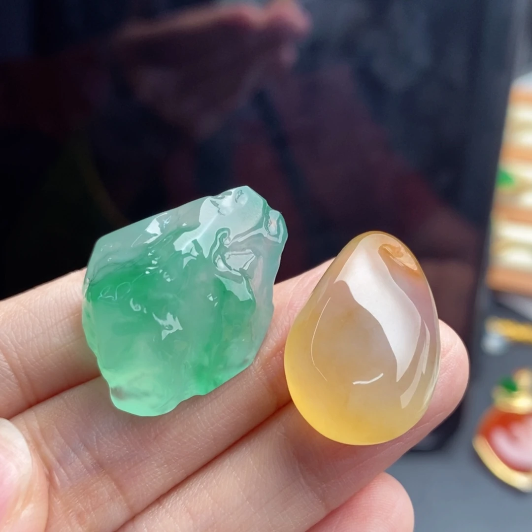 定制翡翠未镶嵌仙气十足 绿胶