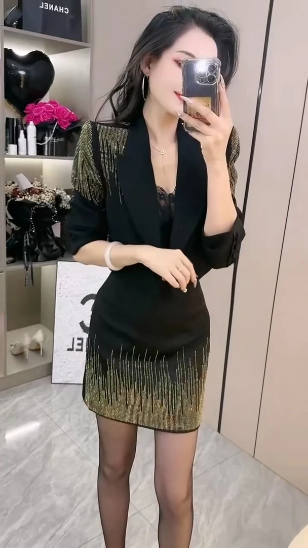 御姐范套装女秋高领荷叶边压褶长袖上衣高腰包臀开叉半身裙两件套