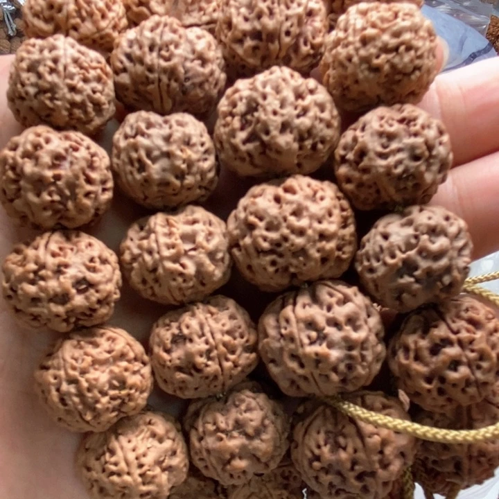 金刚菩提吊坠5瓣21针孔蜂窝