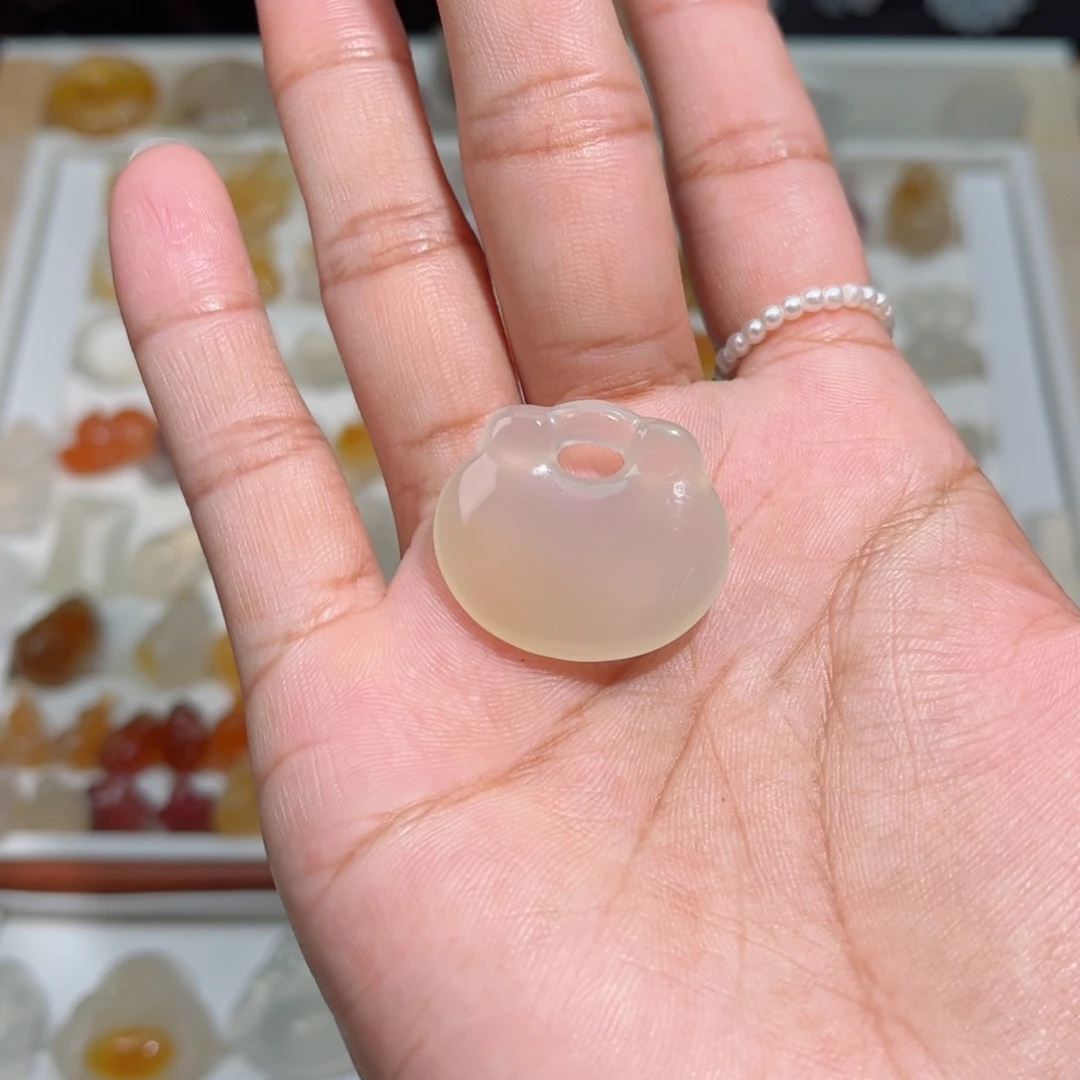 玛瑙/玉髓颈饰合金