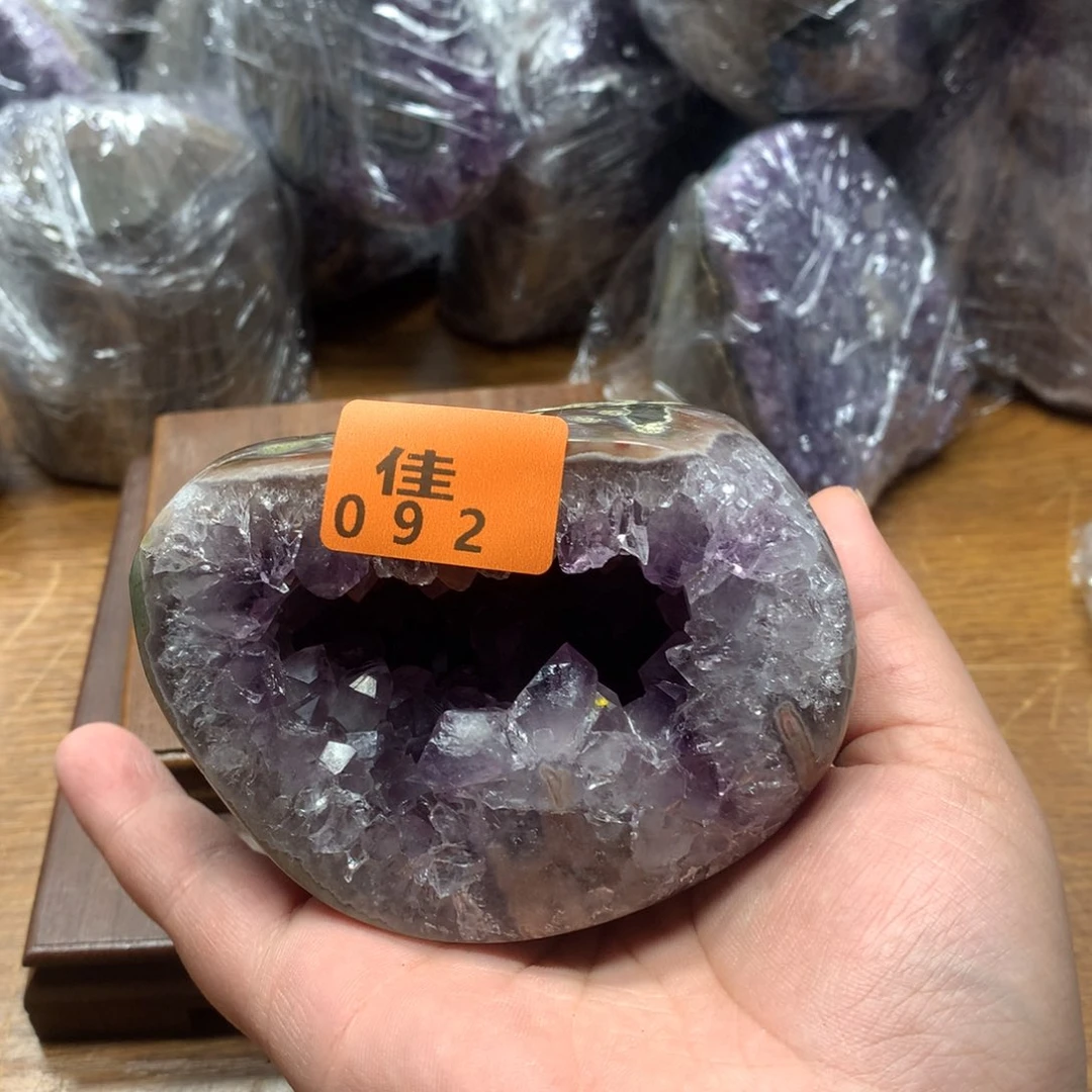 水晶大型摆件（非配饰）未镶嵌