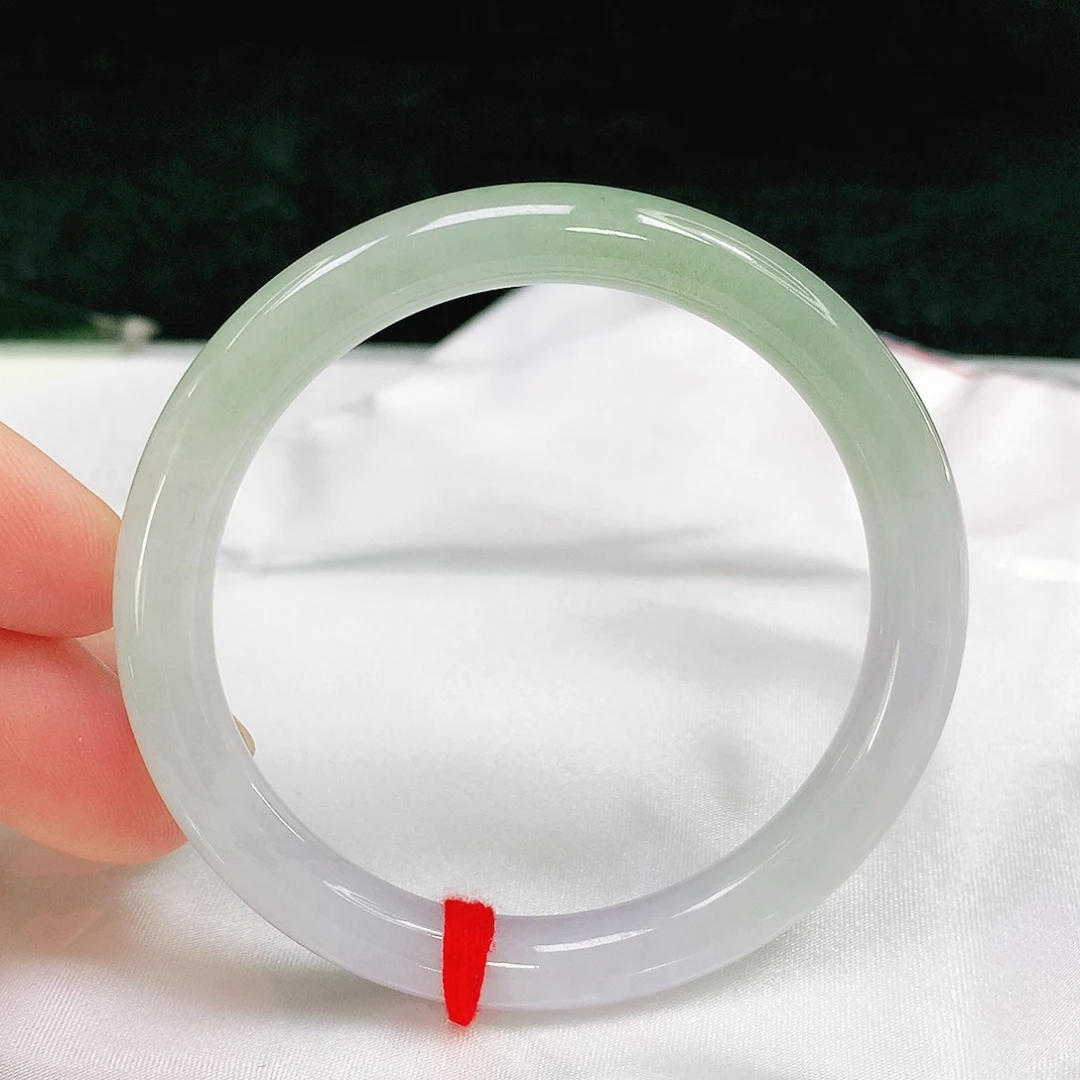 翡翠手镯（圆镯）未镶嵌6 号翡翠手镯