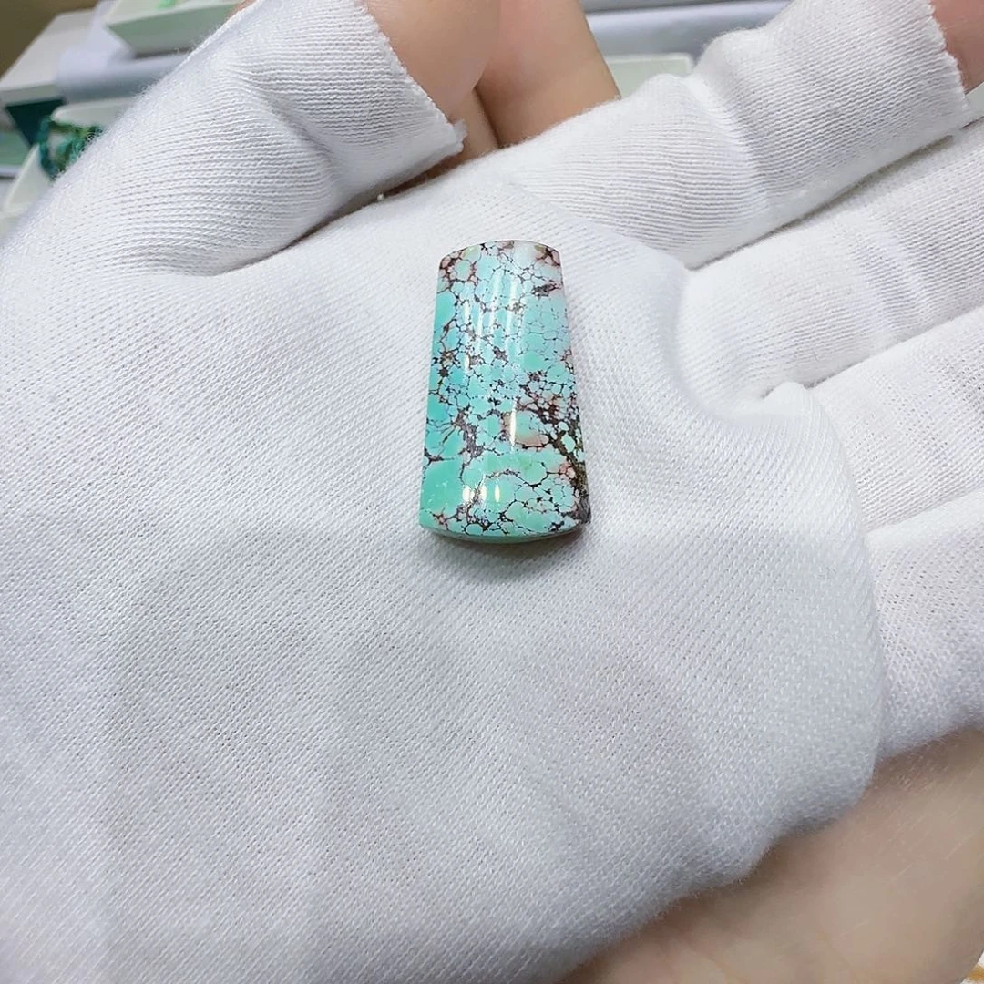 未镶嵌绿松石原矿绿松石