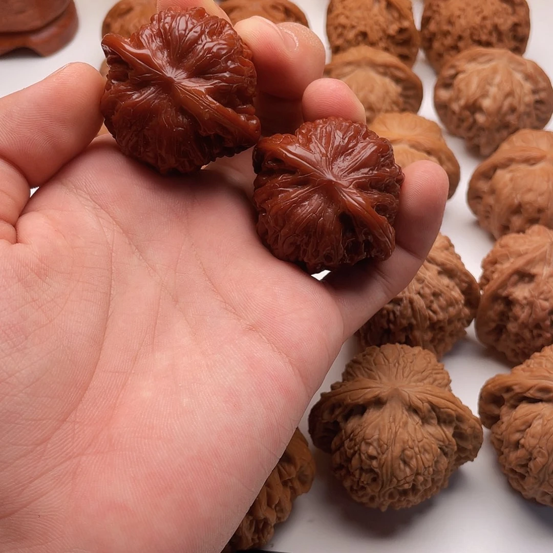 文玩核桃吊坠元宝南疆磨盘