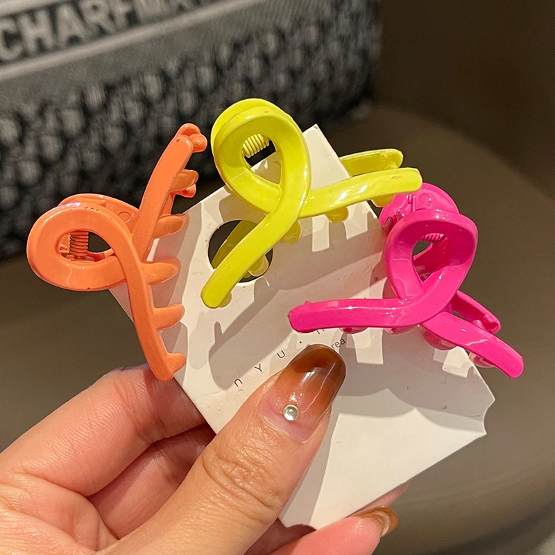 后脑勺碎发夹简约发饰亚克力发夹刘海抓夹前额纯色小号发抓鲨鱼夹