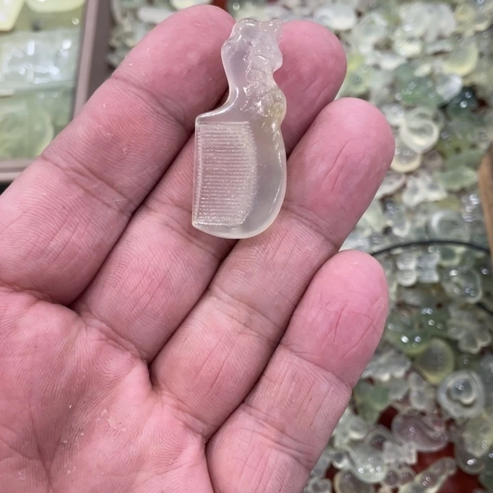 蛇纹石玉合金颈饰