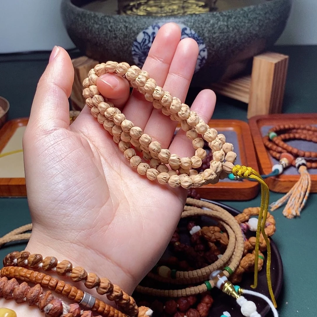 柏香籽/百香籽吊坠129.9莲花