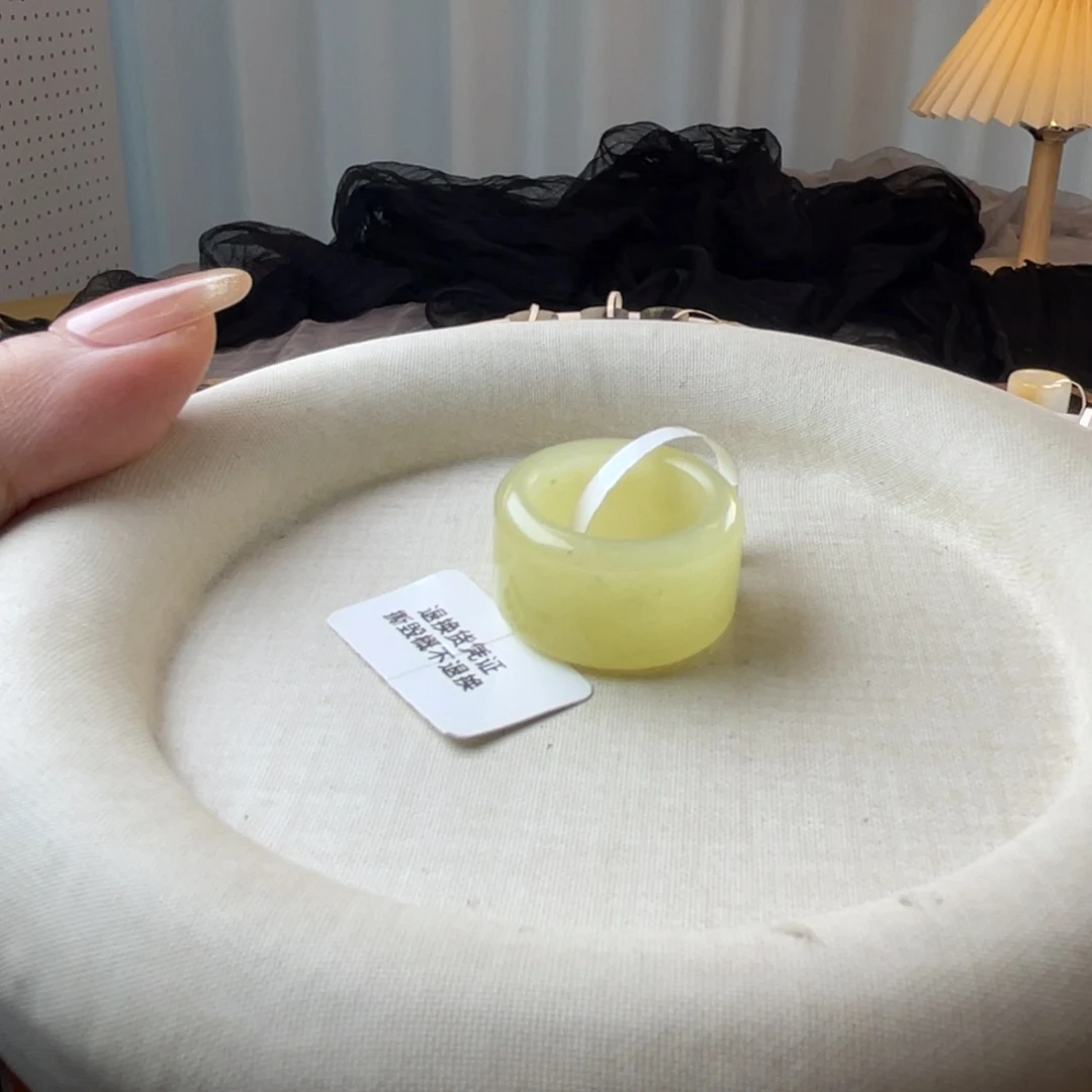 和田玉戒指未镶嵌港9