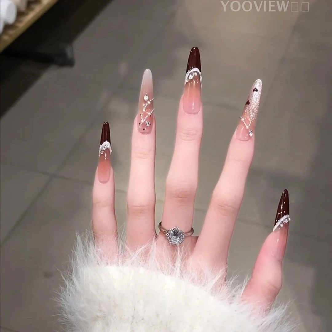 感穿戴甲穿戴甲甲春夏圣诞酒红法式石膏胶新年战甲显白可拆卸使用