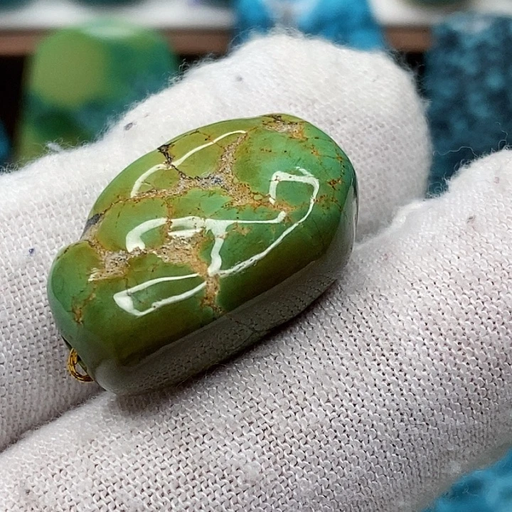 绿松石未镶嵌天然原矿 地大质检