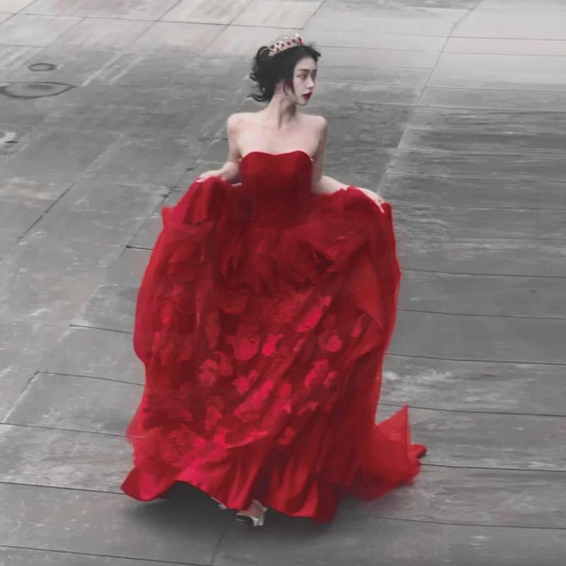 高档敬酒服新娘在逃公主红色礼服高端女结婚回门订婚裙法式小个子