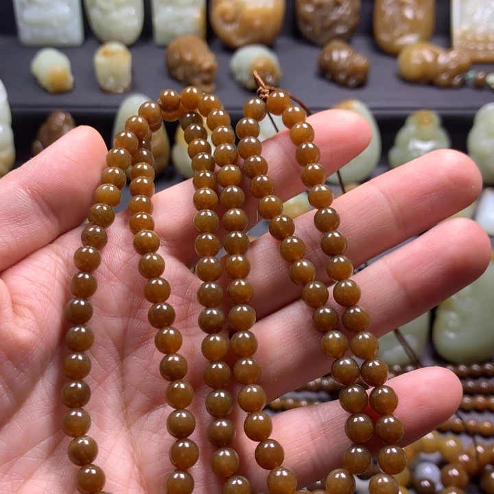 和田玉（糖玉）未镶嵌项链