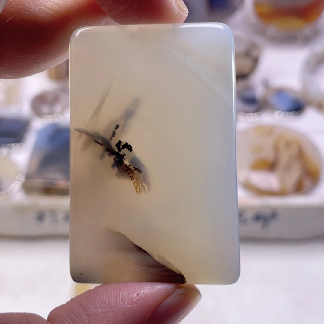 玛瑙/玉髓未镶嵌珠宝奇石