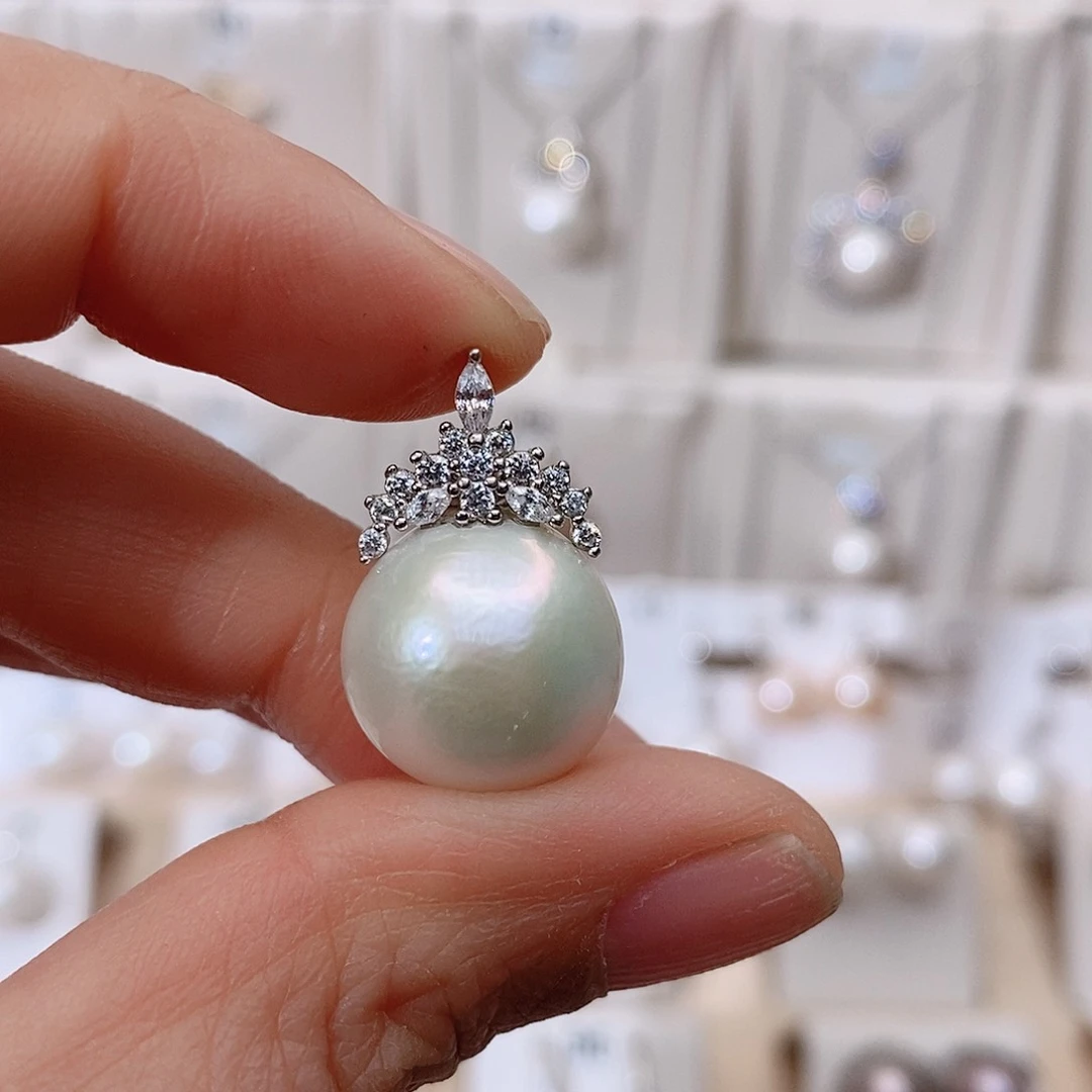 颈饰银S925镶嵌淡水珍珠