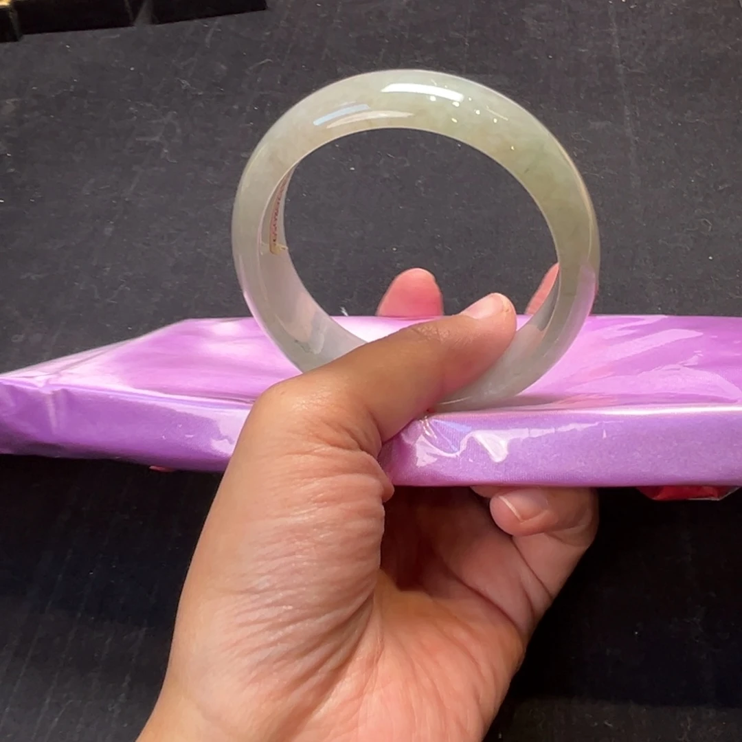 未镶嵌手镯翡翠宽轮胎