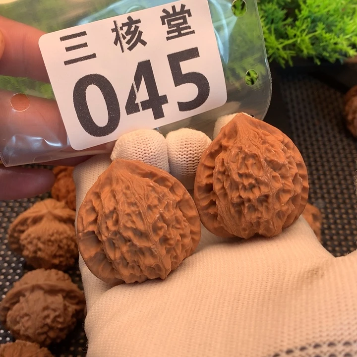 吊坠文玩核桃金牛41