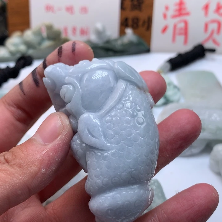 翡翠未镶嵌颈饰保真天然a货翡翠