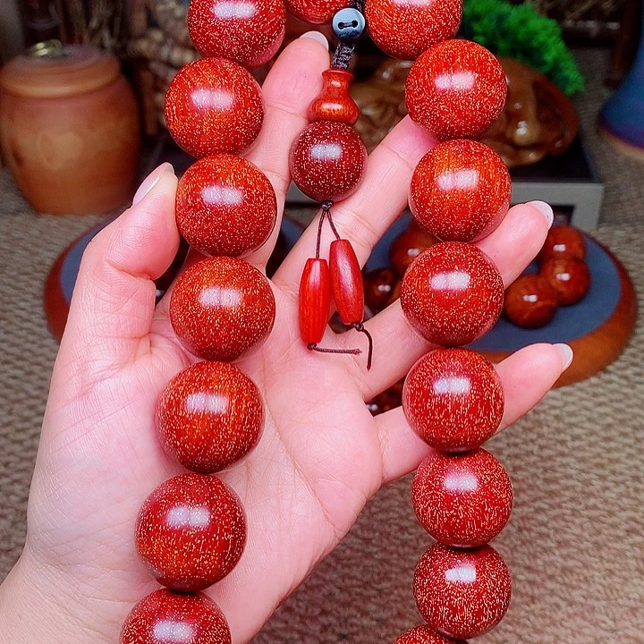 檀香紫檀（小叶紫檀）桃2.5红手持