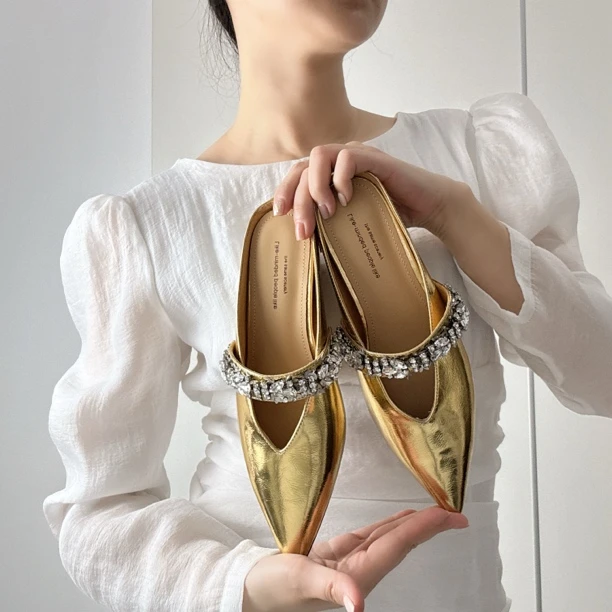 Sweet-7小众包头法式低跟内增高包头半拖重工精致V口包头凉鞋女