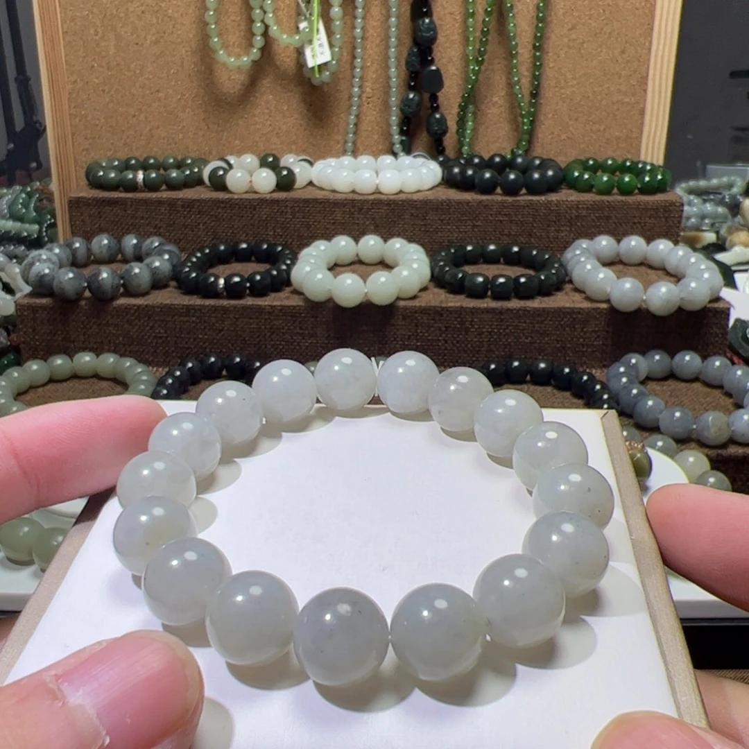 和田玉（糖玉）未镶嵌手链