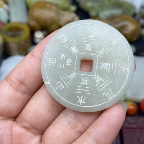 蛇纹石玉未镶嵌颈饰30
