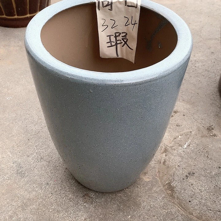 花盆陶瓷的中号系列