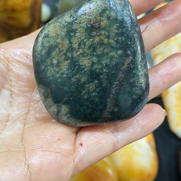 未镶嵌和田玉（糖玉）挂件