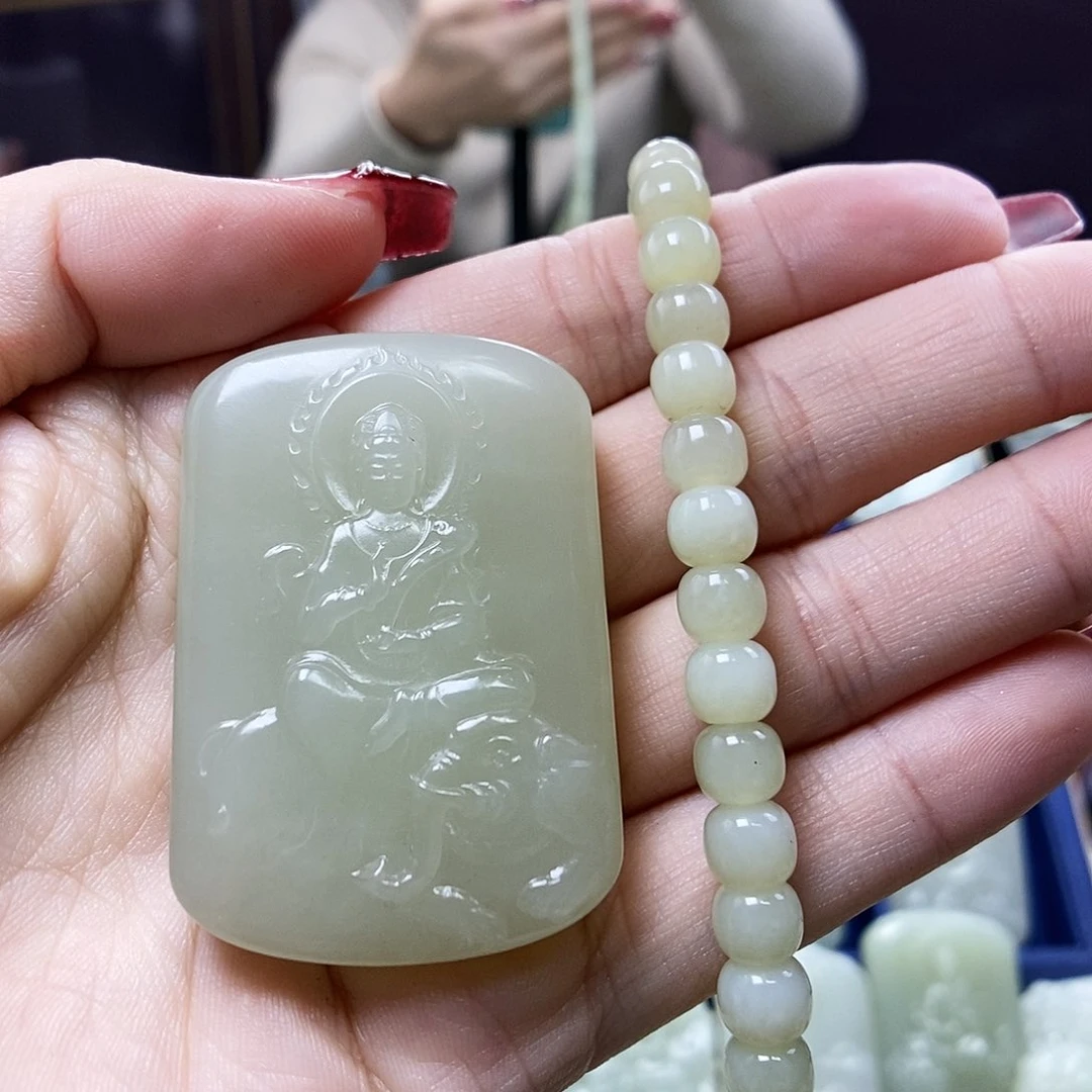 和田玉颈饰未镶嵌如**后