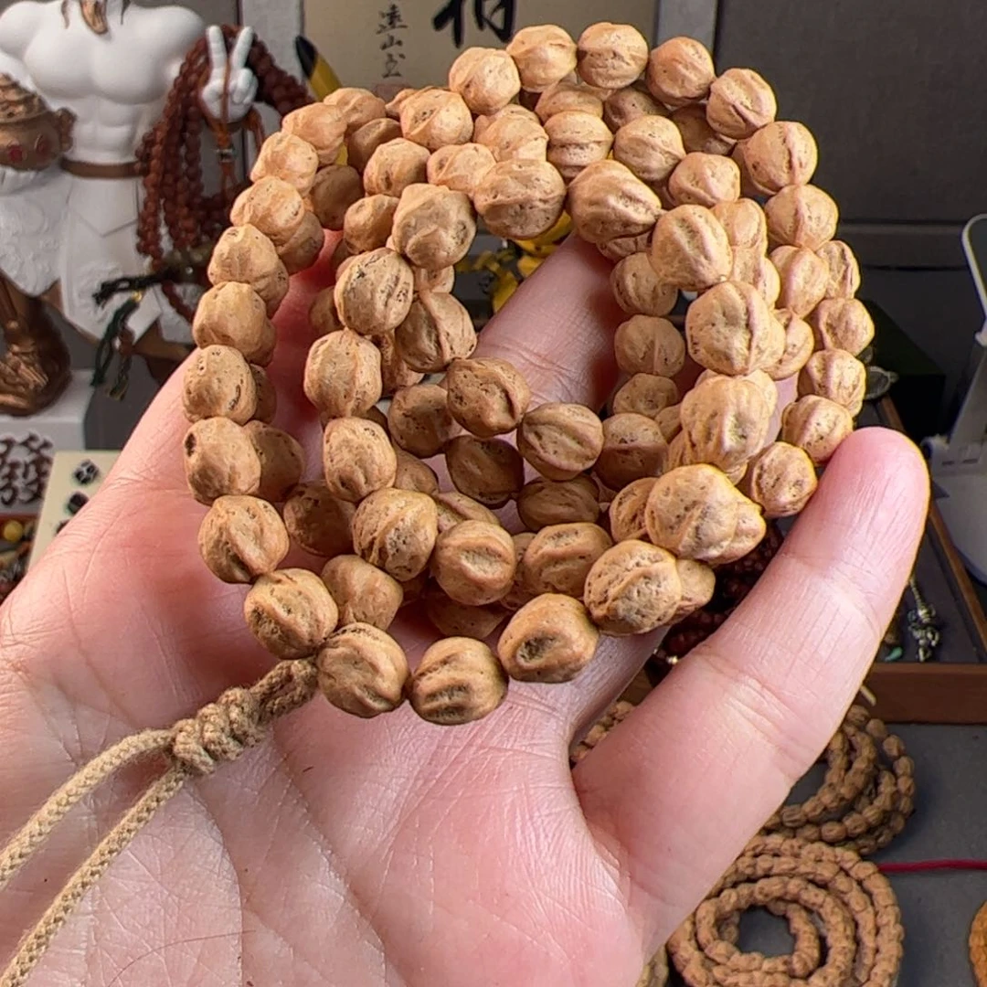 王***p柏香籽/百香籽吊坠