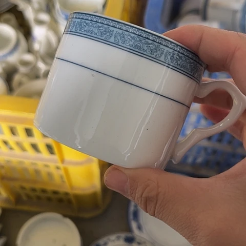 其他瓷咖啡杯一个陶瓷