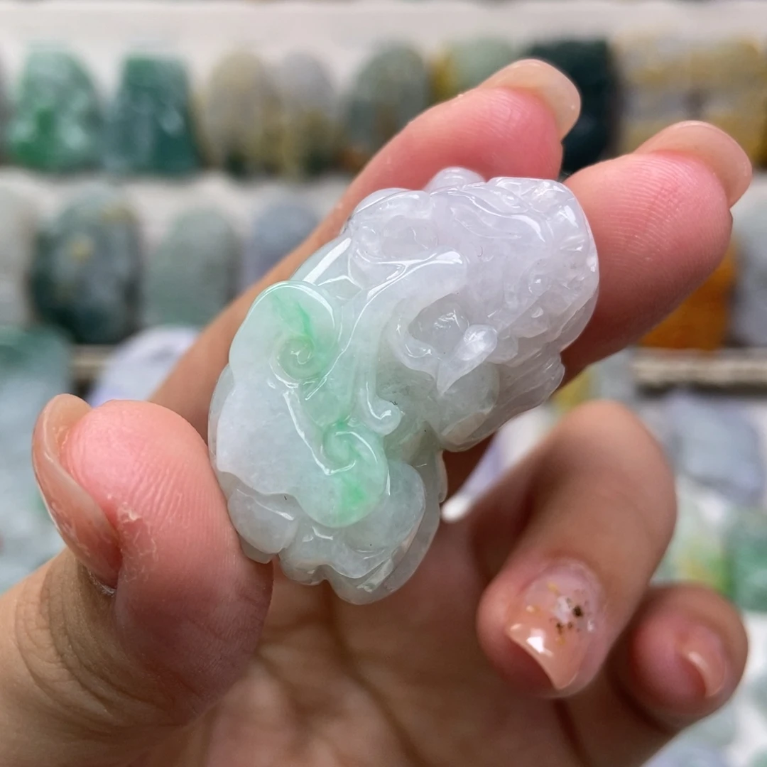 吊坠(赠链)未镶嵌翡翠