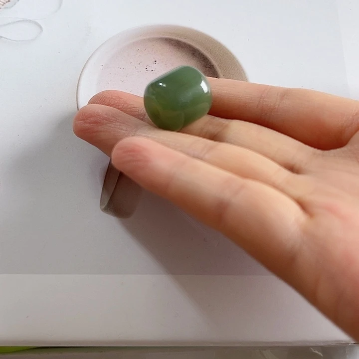 自***～和田玉未镶嵌颈饰