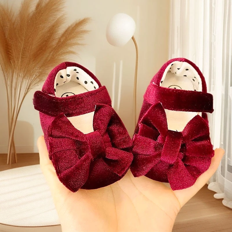 婴儿鞋子春秋软底防滑女宝宝鞋春夏透气牛筋底红色喜庆婴幼儿鞋子