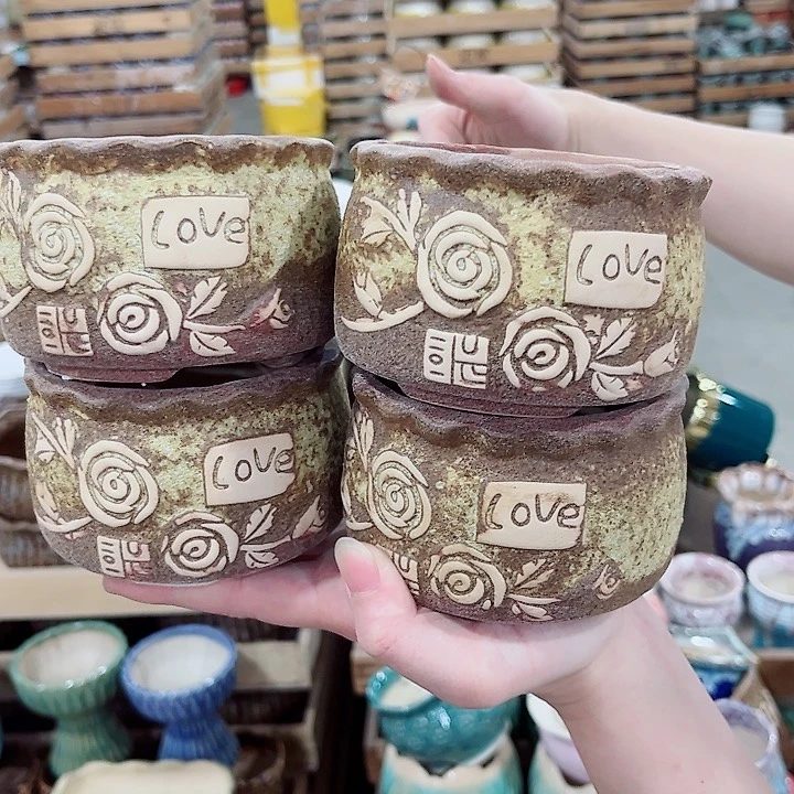 有孔.凑单10元陶瓷花盆发货！