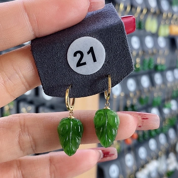 和田玉耳饰18K金镶嵌