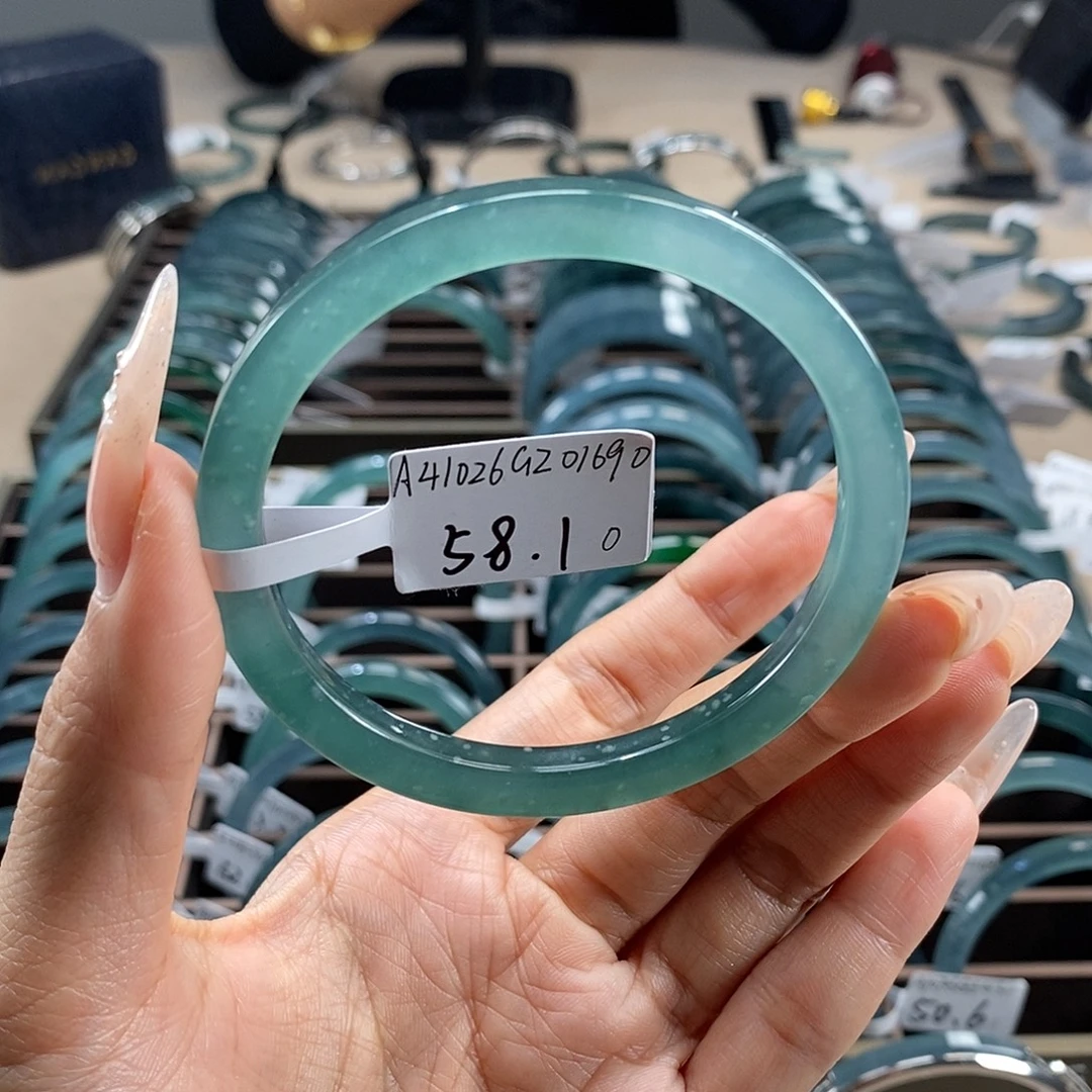 翡翠未镶嵌手镯58.10