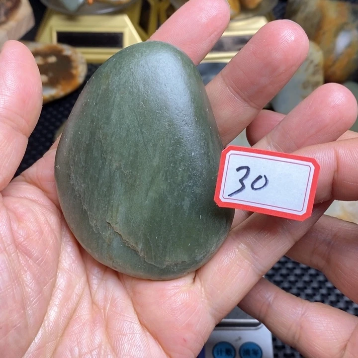 未镶嵌和田玉把件30