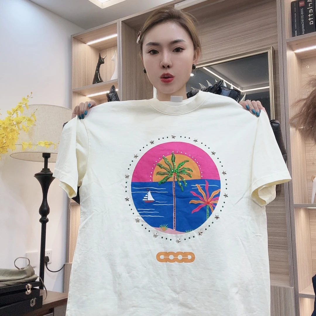 纯白色最美颜色红色颜色