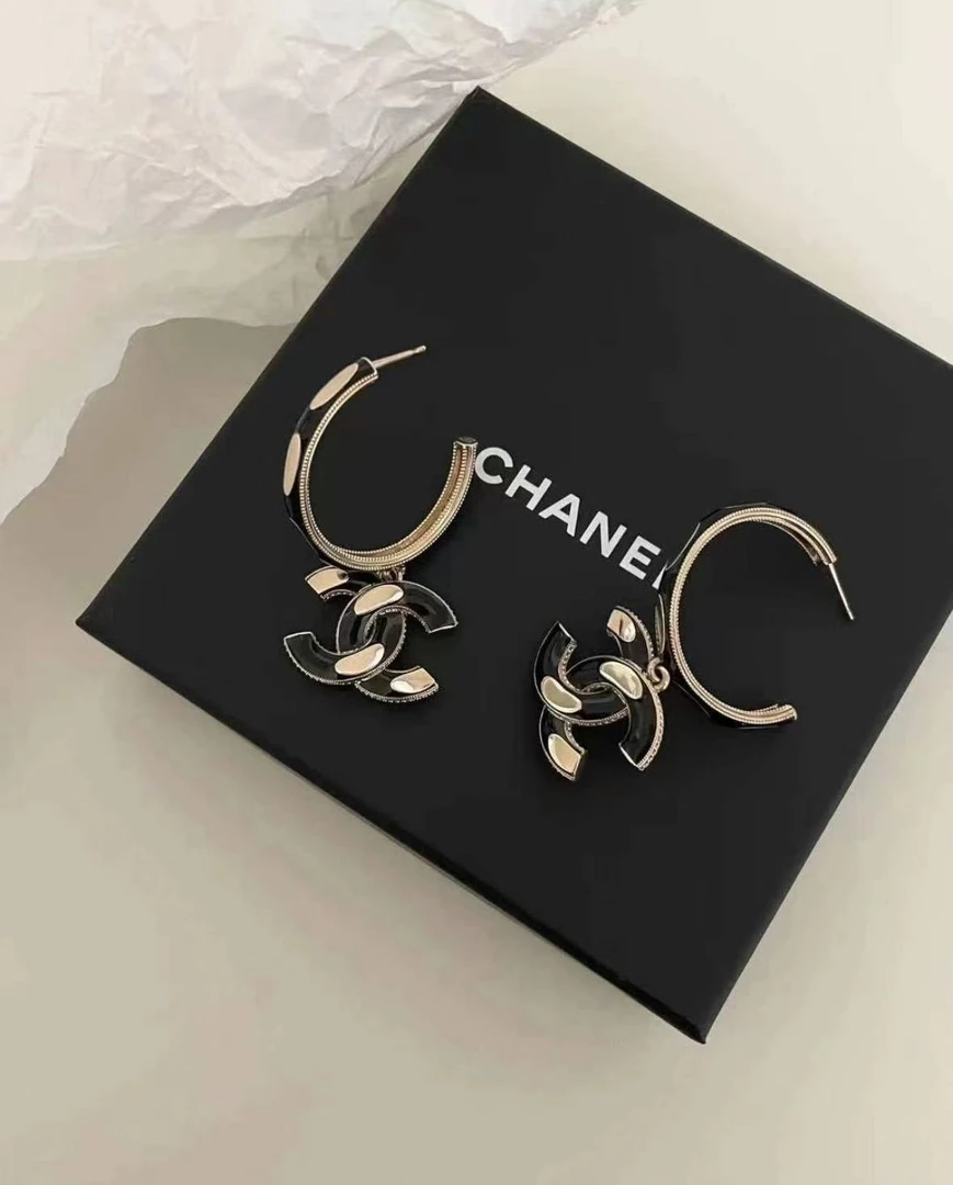 95新 Chanel/香奈儿 21A 鸳鸯珐琅双c耳圈  16561464