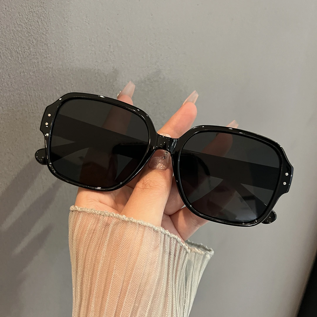 2025新款复古方形大框显瘦高级感黑色墨镜女素颜防紫外线太阳眼镜