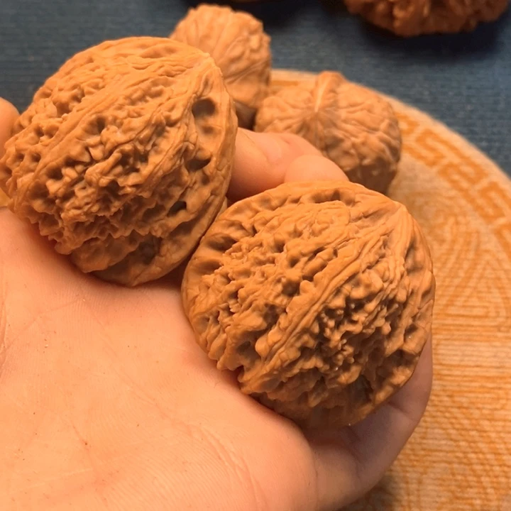 文玩核桃吊坠全品南疆高44
