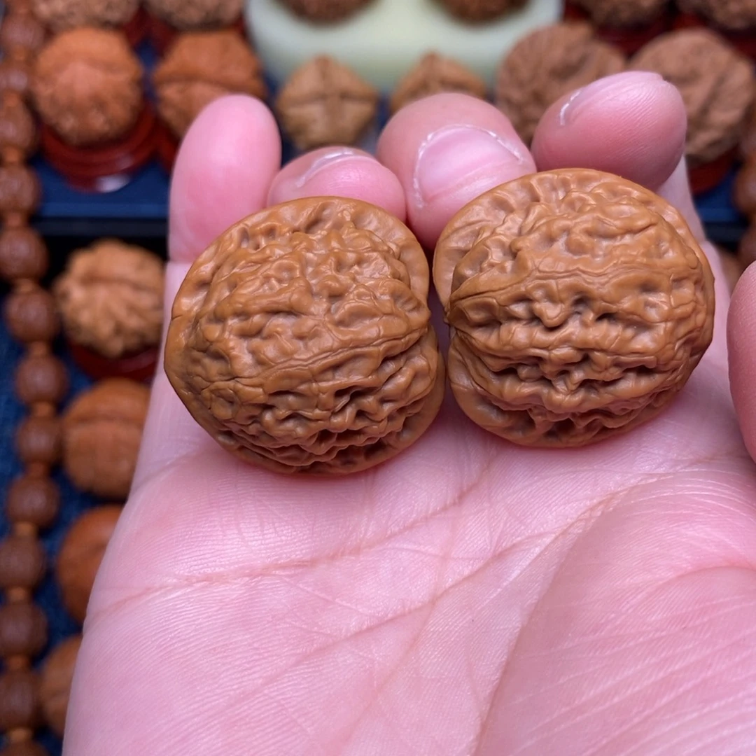 文玩核桃把件随*丶手捻