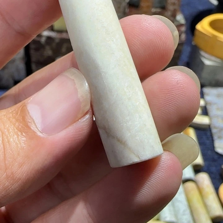 泗***事和田玉（糖玉）未镶嵌车挂良渚之水流经此地