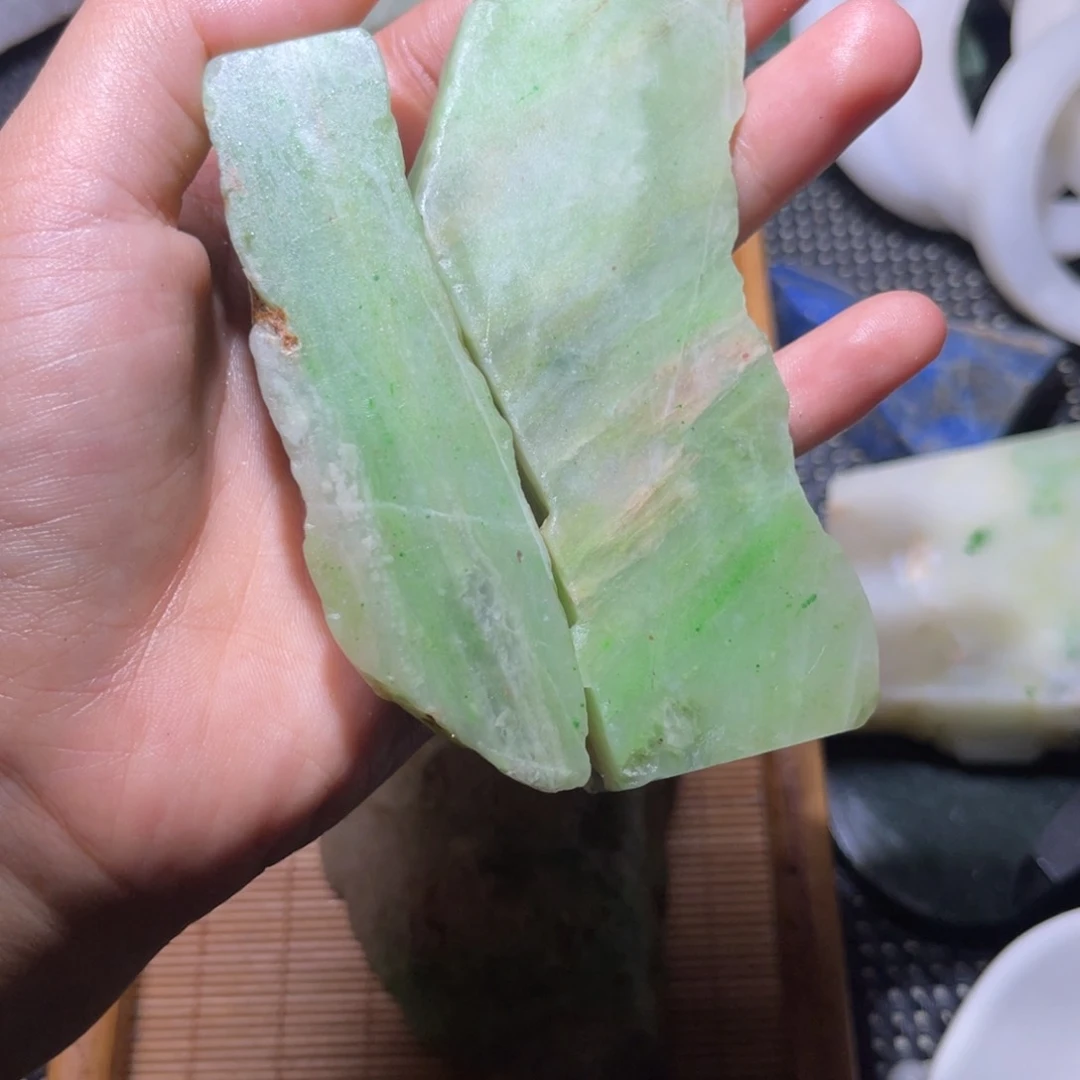 未镶嵌和田玉（子料）挂件