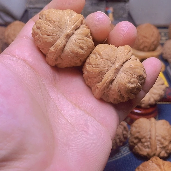 文玩核桃吊坠38全品蛤蟆头