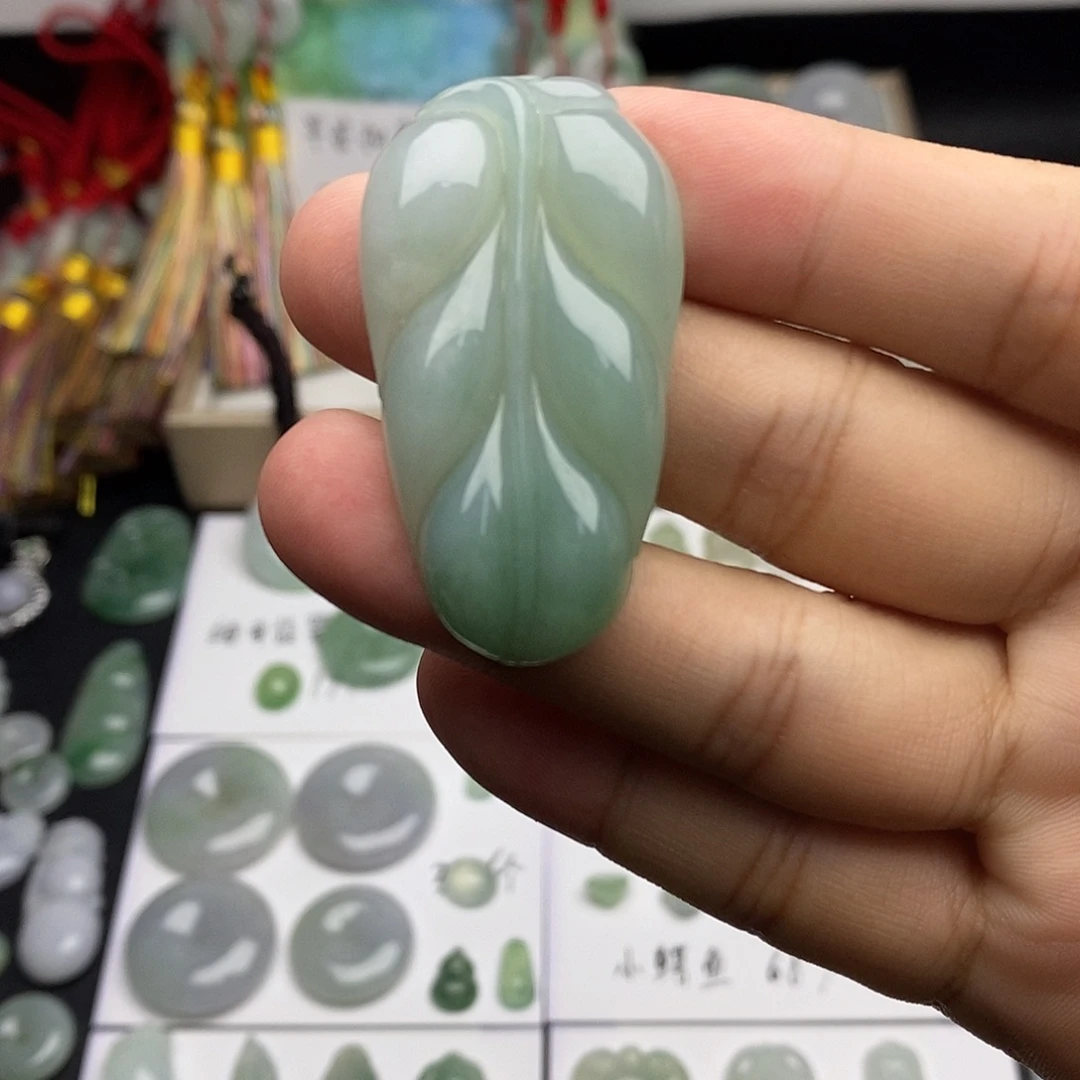 颈饰未镶嵌翡翠缅甸翡翠A货