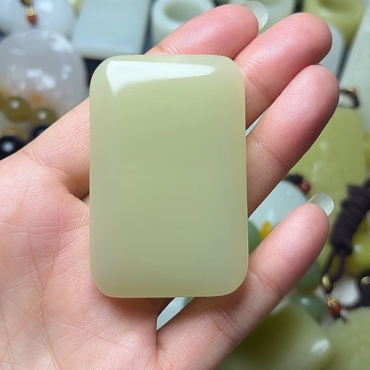 和田玉（糖玉）未镶嵌车挂