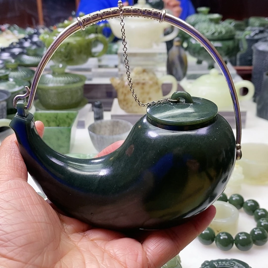 和田玉茶壶未镶嵌喜*羊