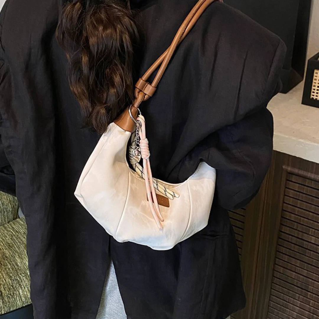 新疆包邮洋洋女包定制国风可颂牛角包【160180】